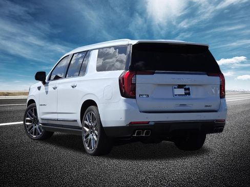 New 2026 GMC Yukon XL Denali Ultimate w/ LPO, Illumination Package AWD/4WD image 21