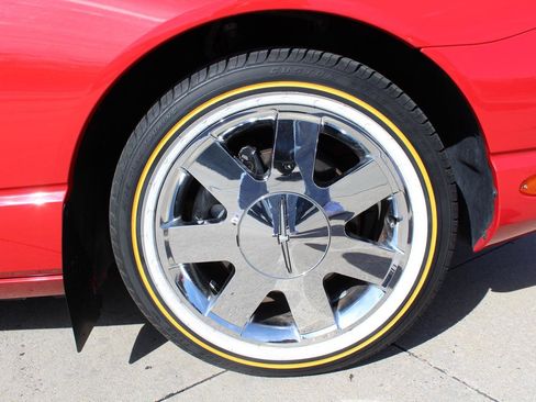 Used 2002 Ford Thunderbird RWD image 39