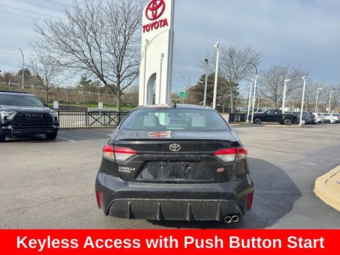 Used 2023 Toyota Corolla SE w/ Carpet Mat Package (TMS) image 6