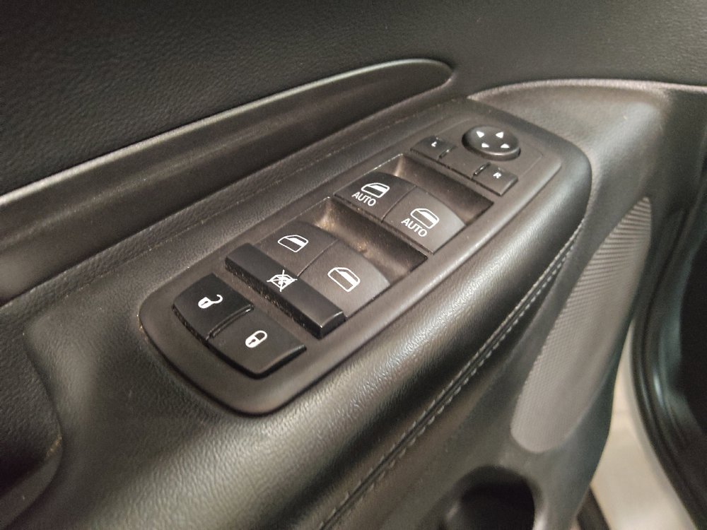 Used 2023 Dodge Durango SXT RWD image 27