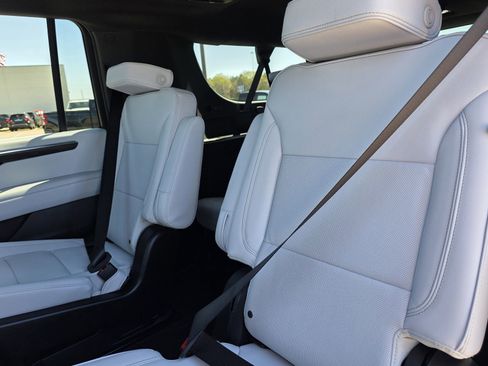 New 2026 Chevrolet Suburban Premier w/ Sun And Tow Package AWD/4WD image 35