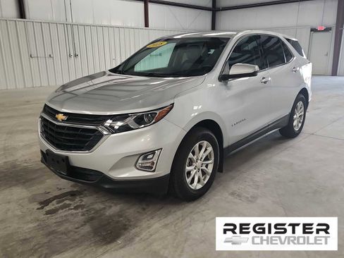 Used 2018 Chevrolet Equinox LT image 1
