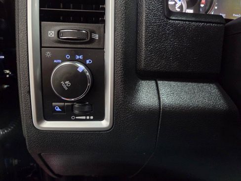 Used 2017 RAM 3500 Laramie Longhorn image 38