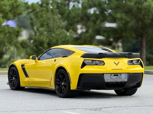 Used 2018 Chevrolet Corvette Z06 RWD image 10