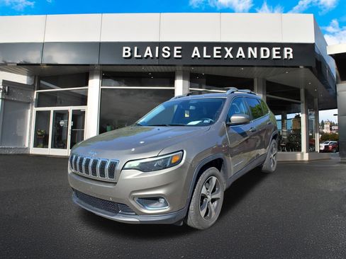 Used 2019 Jeep Cherokee Limited AWD/4WD image 8