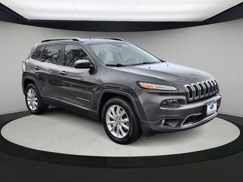 Used 2015 Jeep Cherokee Limited w/ Luxury Group image 2