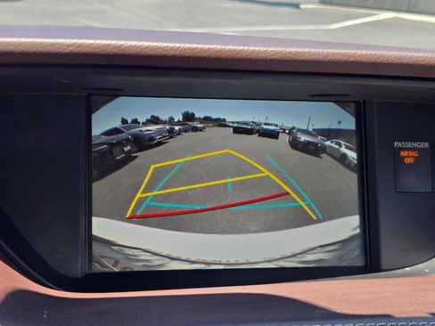 Used 2017 Lexus ES 300h w/ Navigation System Package FWD image 16