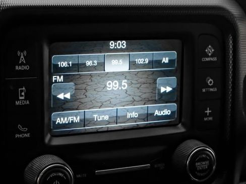 Used 2019 Jeep Wrangler Sport AWD/4WD image 30