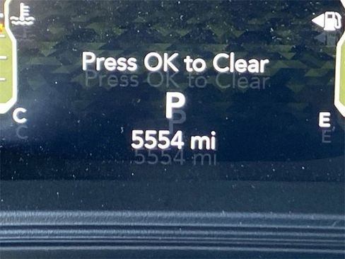 Used 2025 Jeep Gladiator Rubicon w/ Convenience Group image 26