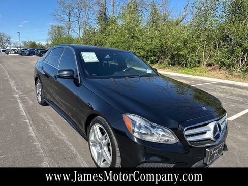 Used 2014 Mercedes-Benz E 350 4MATIC Sedan image 3