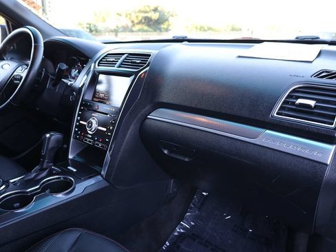 Used 2016 Ford Explorer Sport w/ Equipment Group 401A AWD/4WD image 20