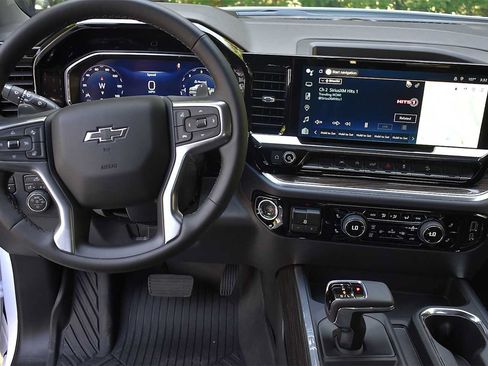 New 2026 Chevrolet Silverado 1500 RST AWD/4WD image 12