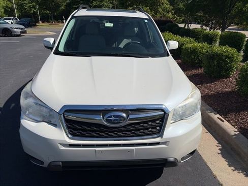 Used 2014 Subaru Forester 2.5i Premium w/ All-Weather Package AWD/4WD image 5