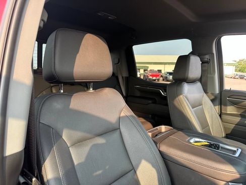 Used 2022 GMC Sierra 1500 SLT w/ SLT Premium Plus Package AWD/4WD image 30