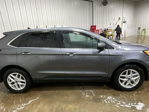Certified 2022 Ford Edge SEL w/ Convenience Package image 5