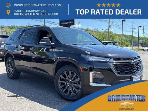 Used 2023 Chevrolet Traverse RS AWD/4WD image 1