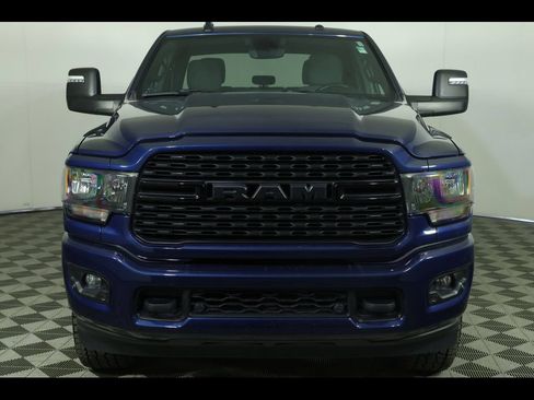 Used 2024 RAM 2500 Big Horn w/ Night Edition AWD/4WD image 13