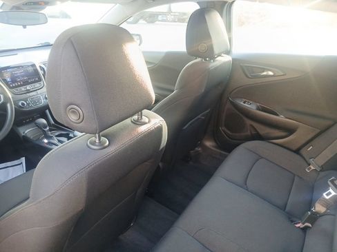 Used 2023 Chevrolet Malibu LT FWD image 14