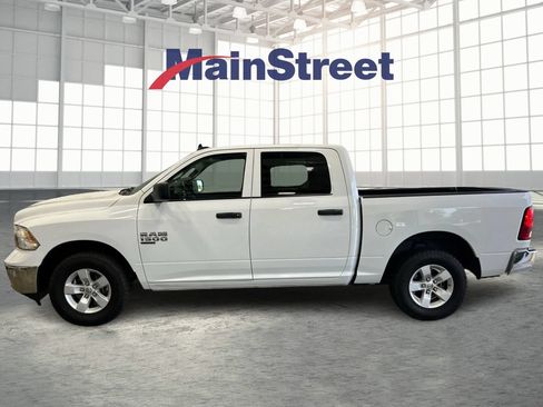 Used 2022 RAM 1500 Classic SLT w/ Electronics Group AWD/4WD image 2