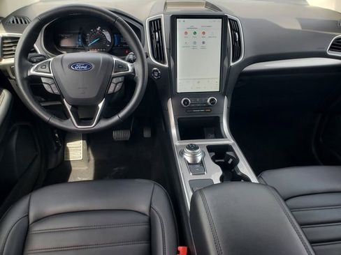 Used 2024 Ford Edge SEL AWD/4WD image 25
