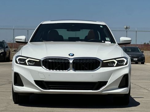 Used 2023 BMW 330i Sedan w/ Parking Assistance Package RWD image 8