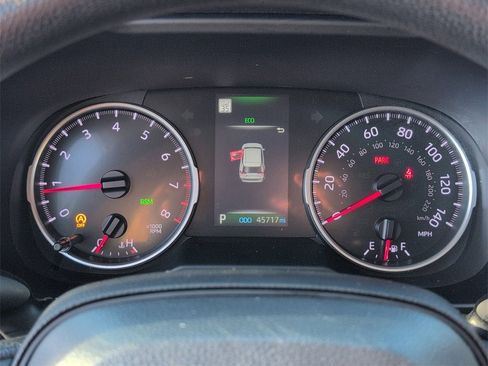 Used 2022 Toyota RAV4 XLE w/ Convenience Package image 20