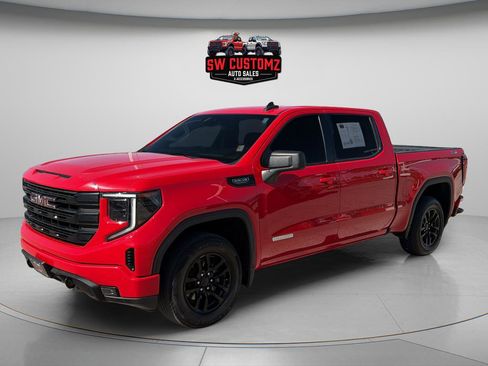 Used 2023 GMC Sierra 1500 Elevation AWD/4WD image 3
