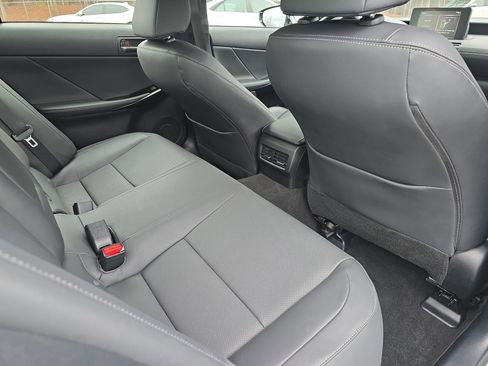 Used 2025 Lexus IS 350 F Sport image 11