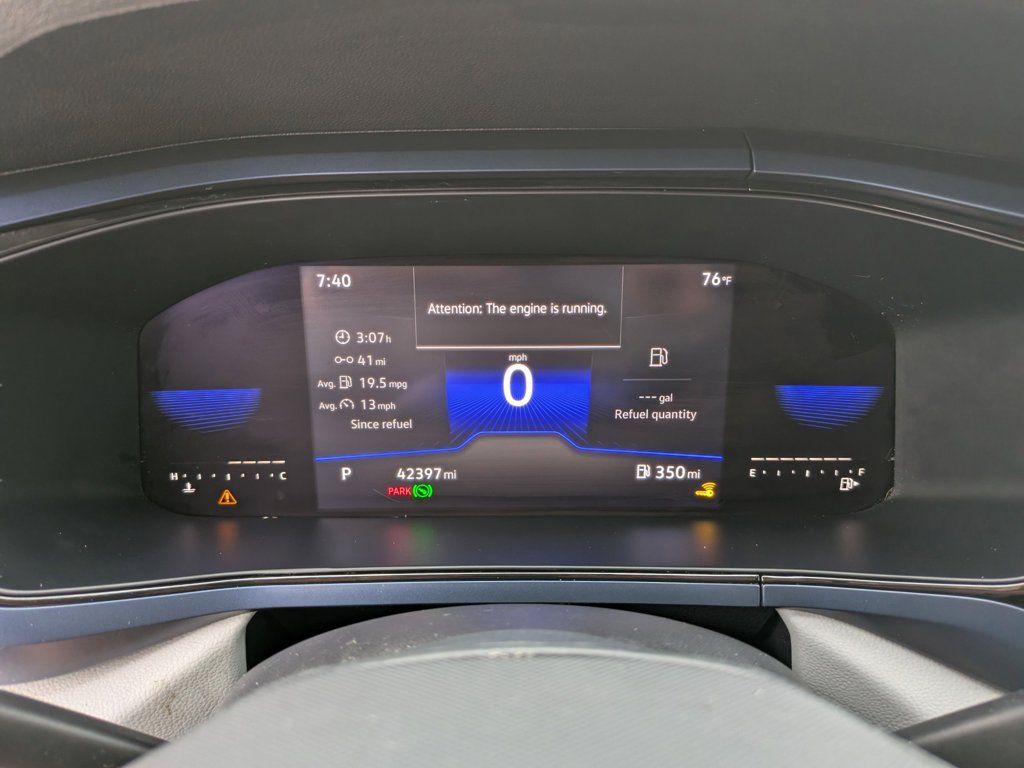 Certified 2023 Volkswagen Taos SE FWD image 32