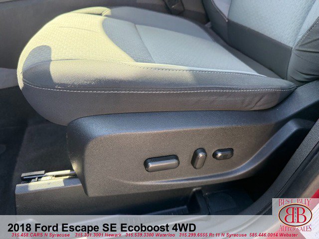 Used 2018 Ford Escape SE w/ SE Sync 3 Package AWD/4WD image 17