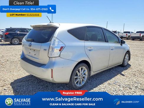 Used 2012 Toyota Prius V Five FWD image 4