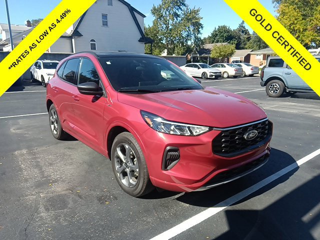 Certified 2024 Ford Escape ST-Line w/ Tech Pack #1 AWD/4WD image 1