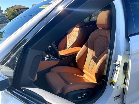 Used 2023 BMW 530e xDrive w/ M Sport Package image 26