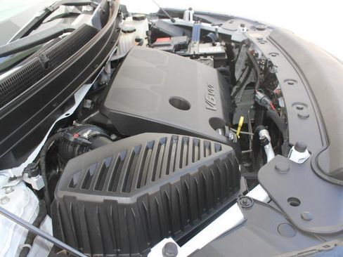 Used 2023 Buick Enclave Essence w/ Sound and Sites Package AWD/4WD image 51