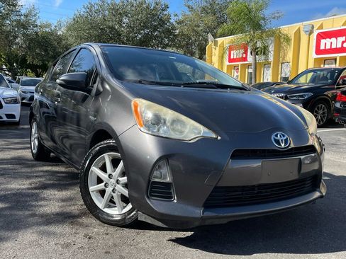 Used 2013 Toyota Prius C One image 1