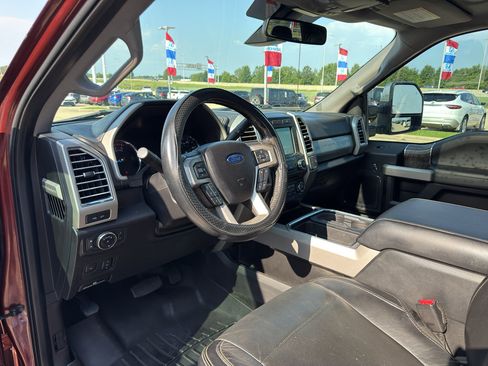 Used 2017 Ford F350 Lariat w/ Lariat Ultimate Package AWD/4WD image 8