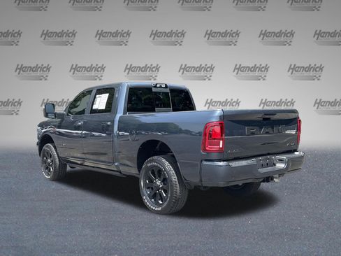 Used 2025 RAM 2500 Laramie AWD/4WD image 7