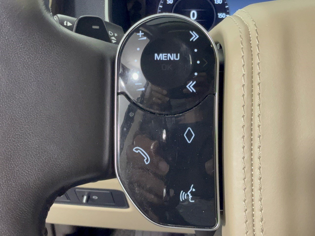 Used 2019 Land Rover Range Rover Supercharged AWD/4WD image 18