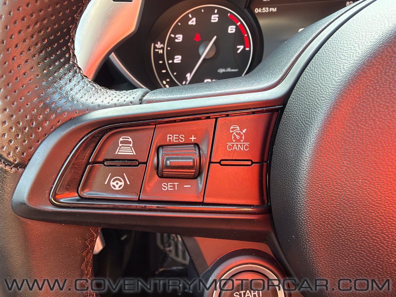 Used 2022 Alfa Romeo Giulia Veloce AWD/4WD image 30