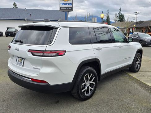 Used 2024 Jeep Grand Cherokee L Limited w/ Luxury Tech Group II image 6