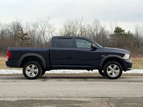 Used 2014 RAM 1500 Express image 25
