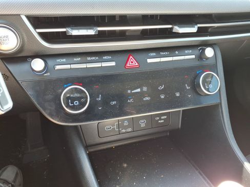 Used 2024 Hyundai Sonata SEL FWD image 16