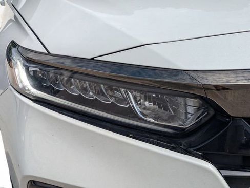 Used 2020 Honda Accord Sport image 10