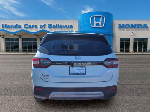 Certified 2024 Honda Pilot EX-L image 4