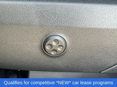 Used 2025 Mercedes-Benz GLC 300 image 23