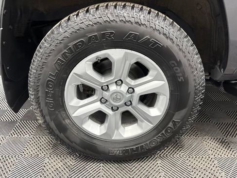 Used 2021 Toyota 4Runner SR5 AWD/4WD image 8