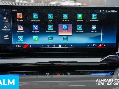 Used 2024 BMW 530i xDrive w/ M Sport Package image 34