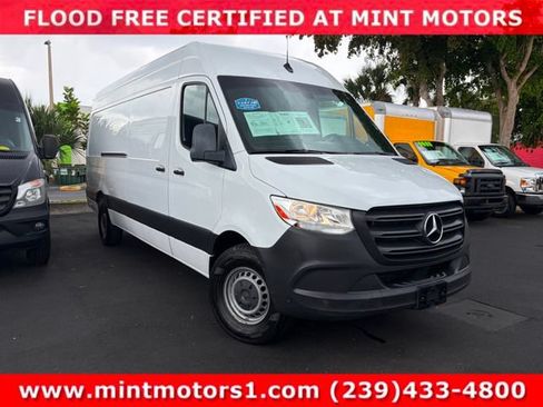 Used 2021 Mercedes-Benz Sprinter 2500 w/ Driver Convenience Package image 2