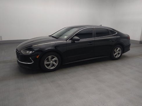 Used 2021 Hyundai Sonata SE FWD image 2