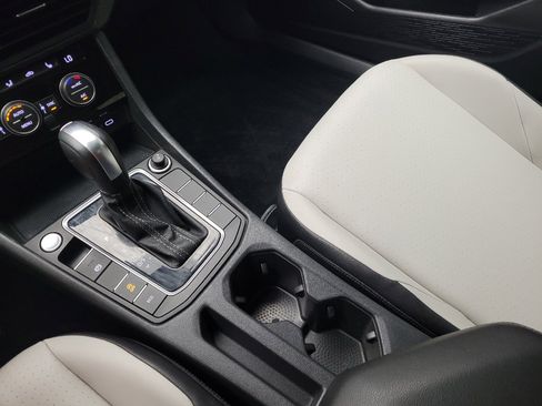 Used 2021 Volkswagen Jetta R-Line w/ R-Line Cold Weather Package FWD image 26